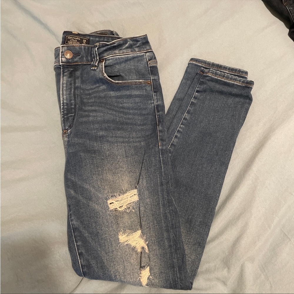 Abercrombie and Fitch size 6s High Rise Super Skinny